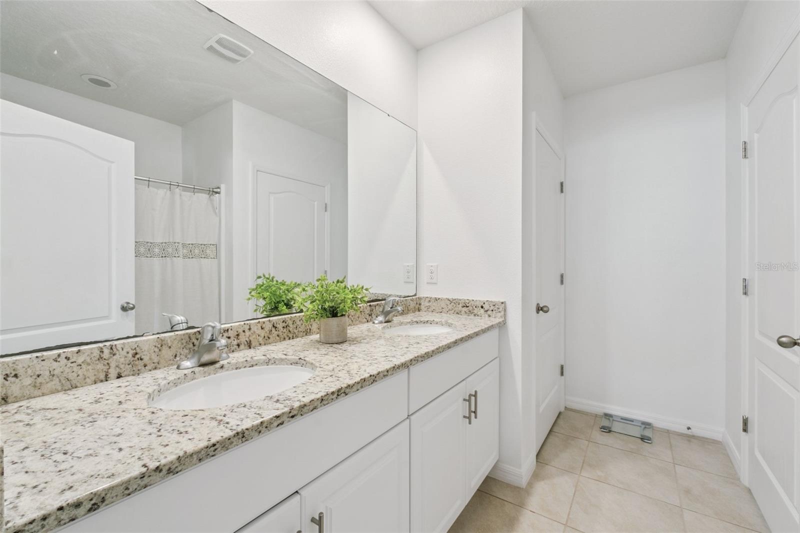 865 GUNNISON DR, ORANGE CITY, FL, 32763