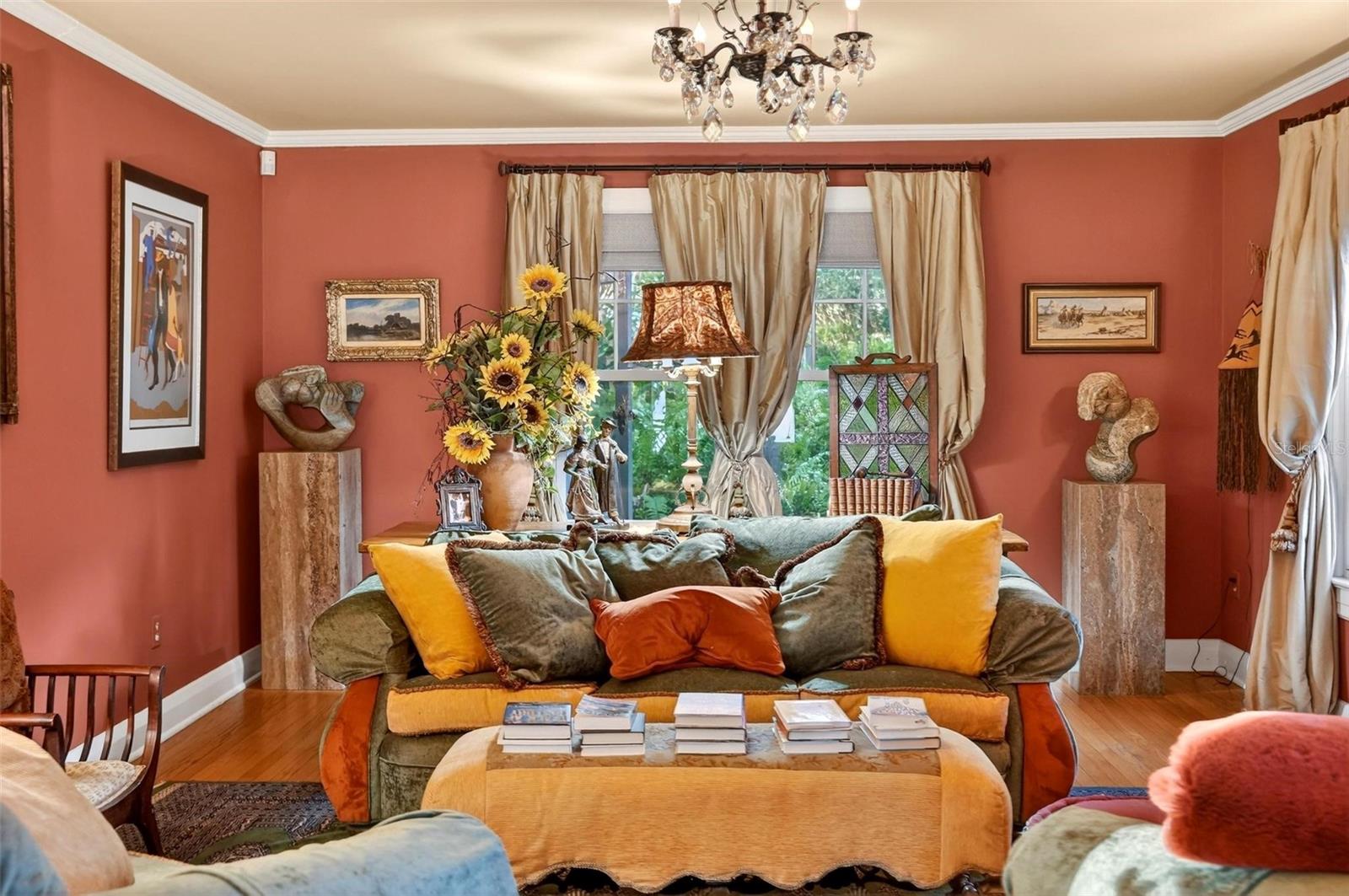 976 FAIRVIEW AVE, MOUNT DORA, FL, 32757