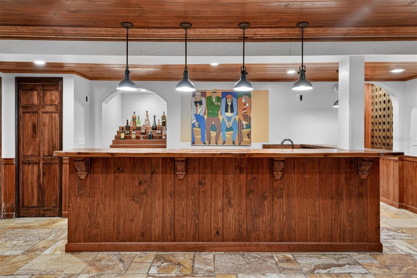 976 FAIRVIEW AVE, MOUNT DORA, FL, 32757