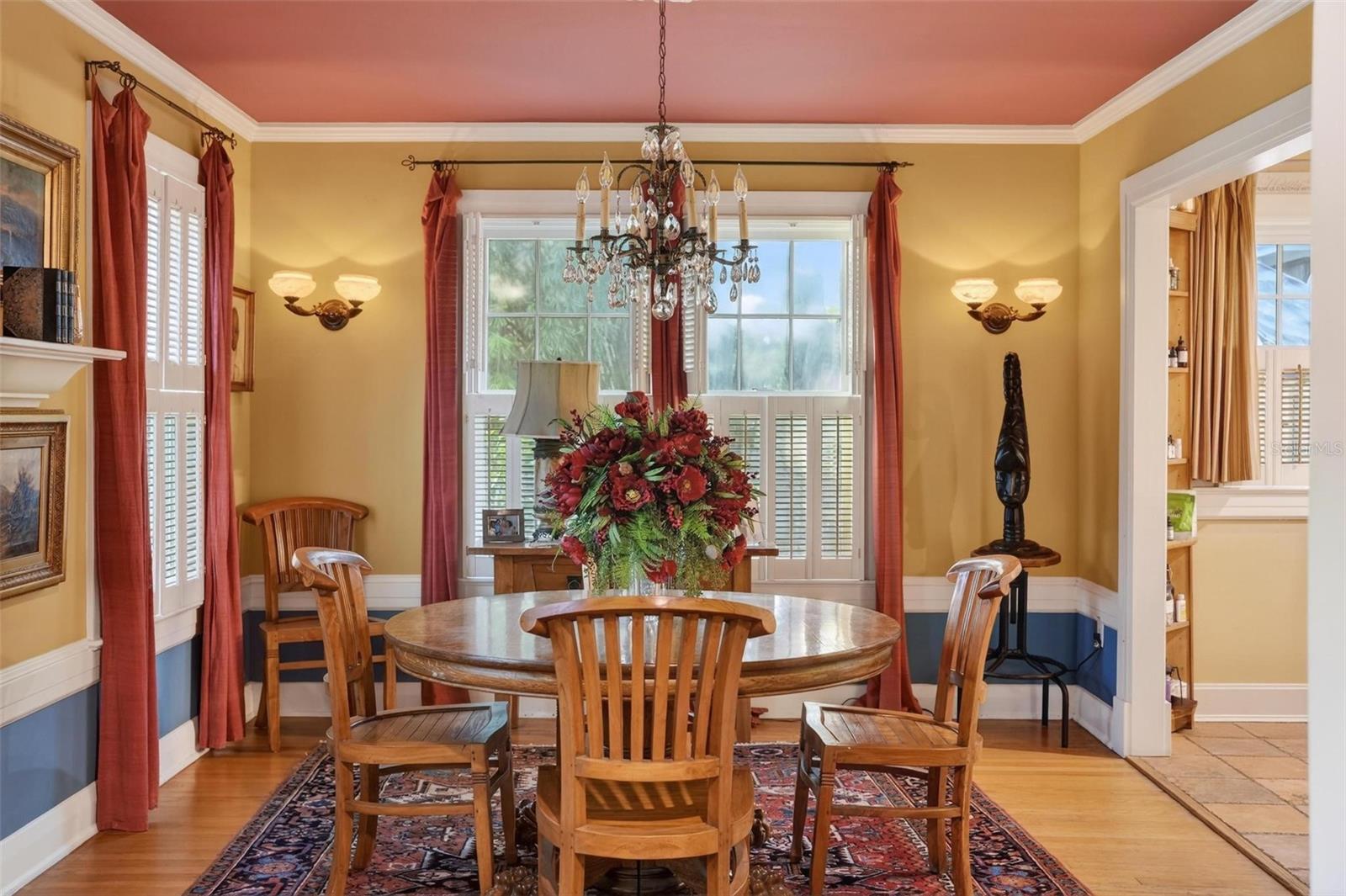 976 FAIRVIEW AVE, MOUNT DORA, FL, 32757