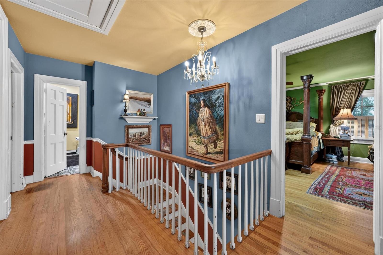 976 FAIRVIEW AVE, MOUNT DORA, FL, 32757