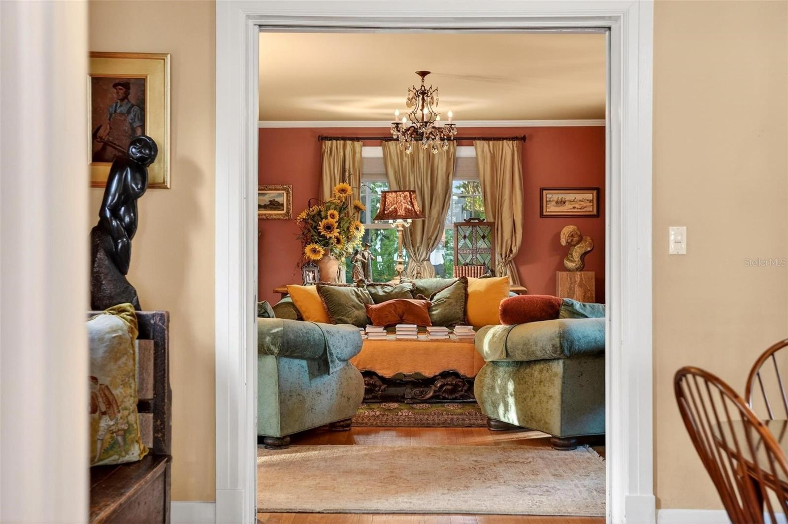 976 FAIRVIEW AVE, MOUNT DORA, FL, 32757