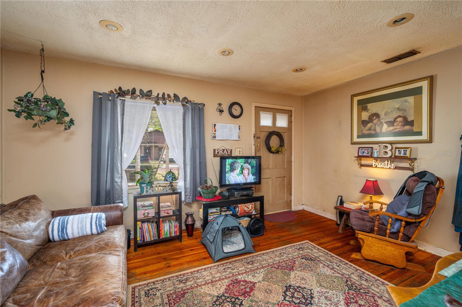 711 W VIRGINIA AVE, TAMPA, FL, 33603