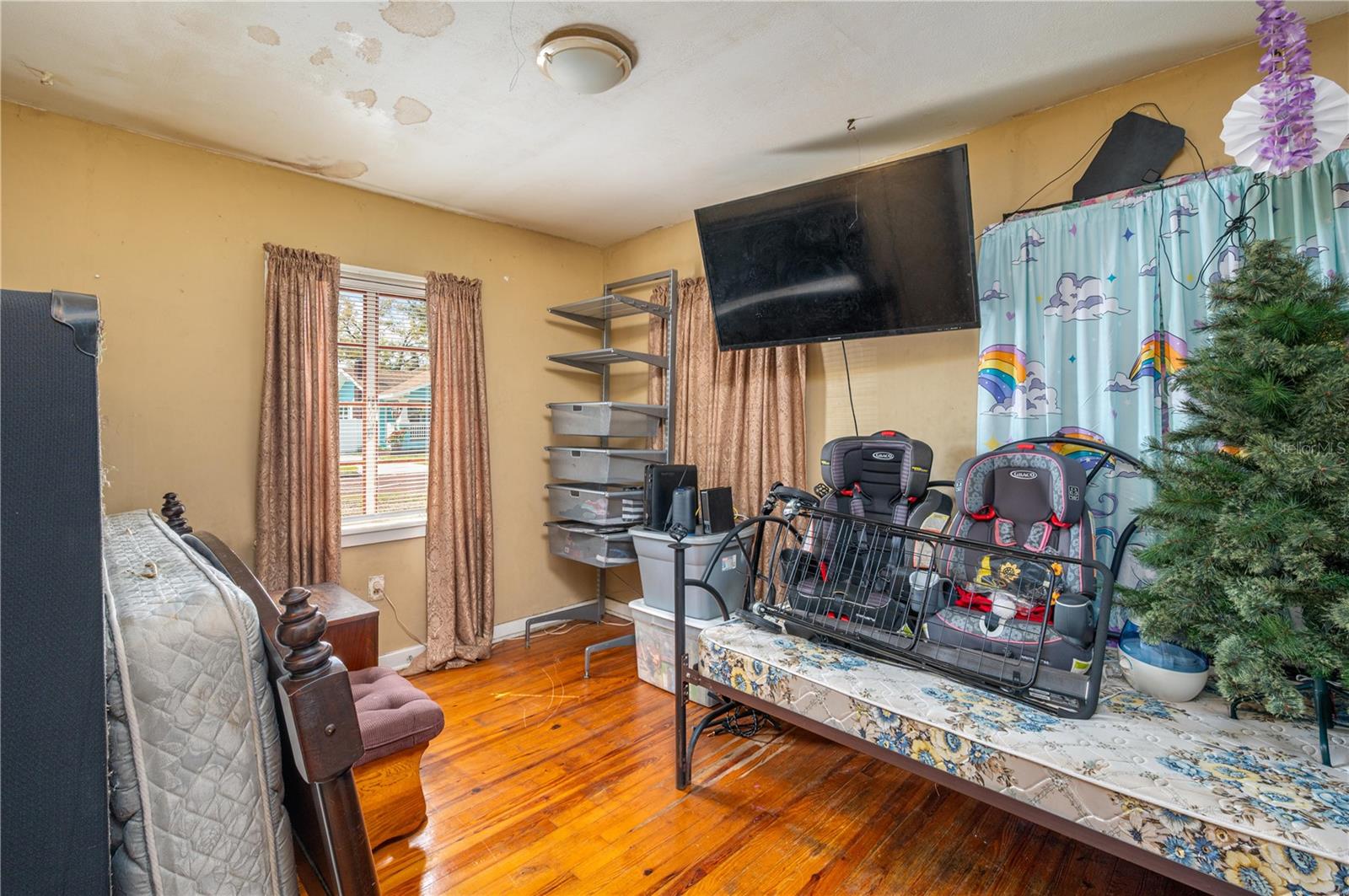 711 W VIRGINIA AVE, TAMPA, FL, 33603