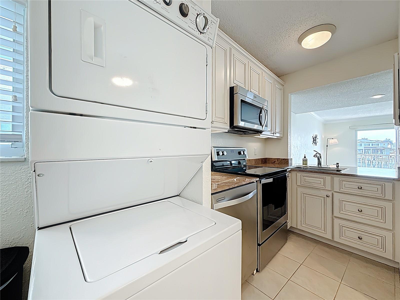 1361 SNELL ISLE BLVD NE #6, ST PETERSBURG, FL, 33704