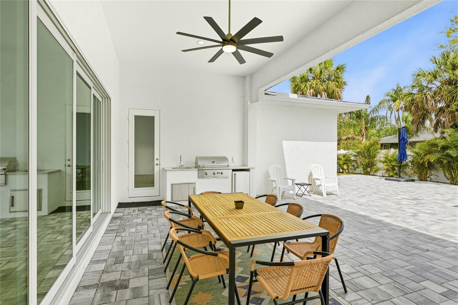 201 S SHADE AVE, SARASOTA, FL, 34237