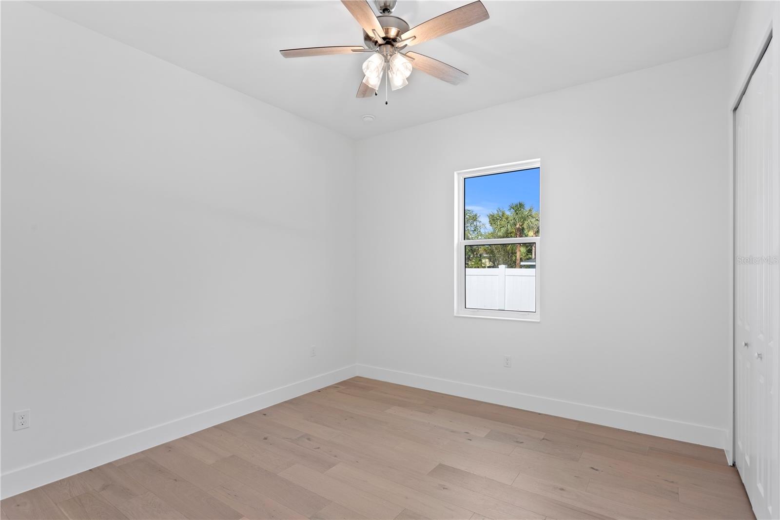 201 S SHADE AVE, SARASOTA, FL, 34237