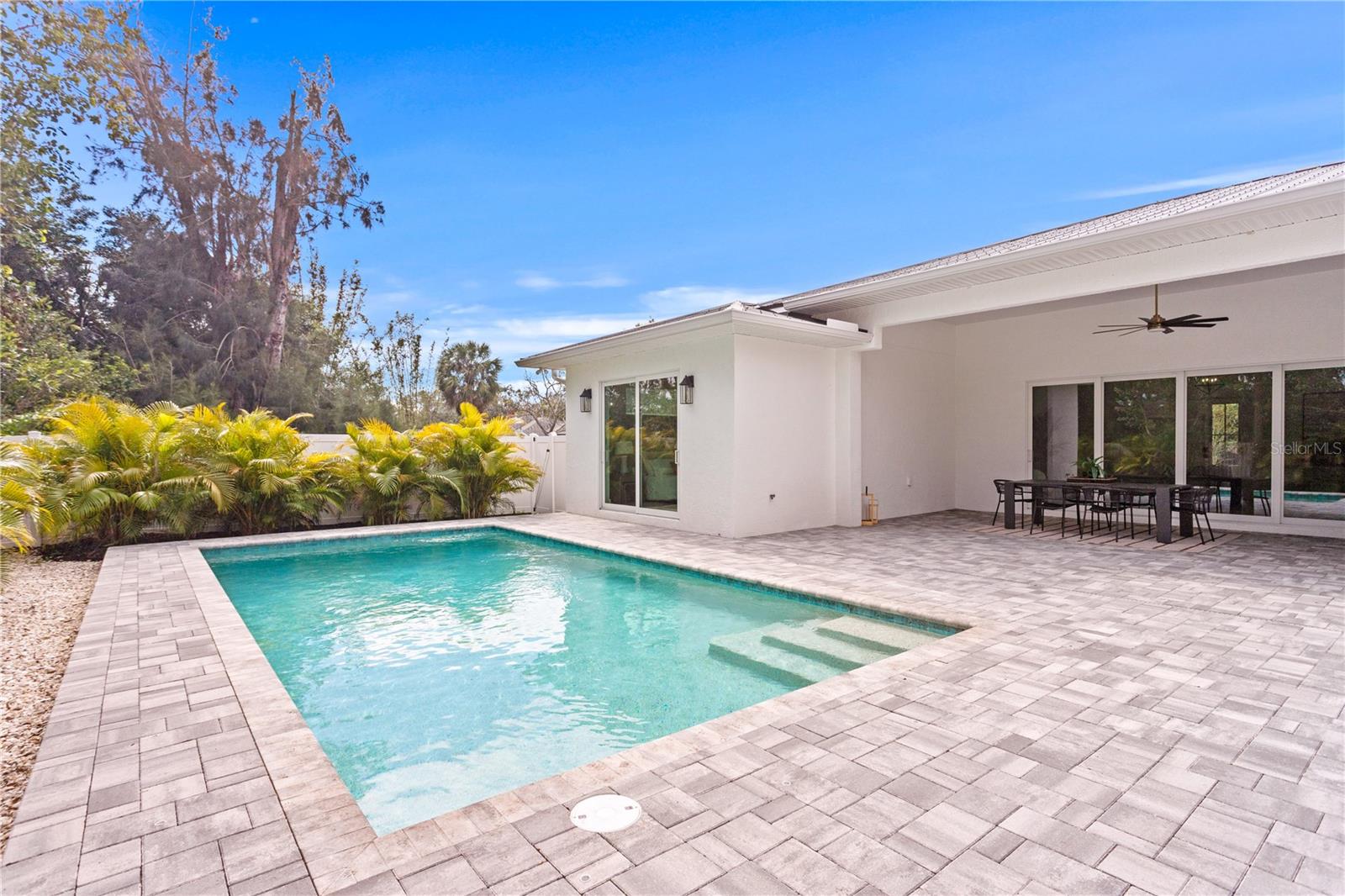 201 S SHADE AVE, SARASOTA, FL, 34237