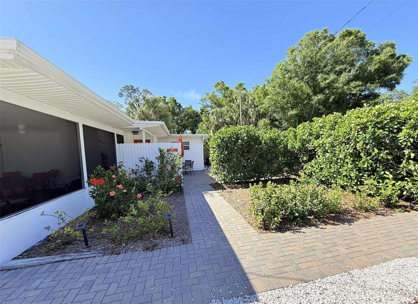 828 S TUTTLE AVE, SARASOTA, FL, 34237
