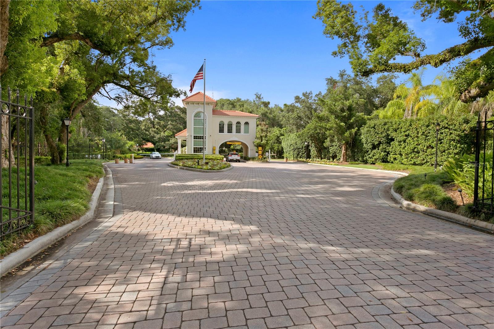 16204 SIERRA DE AVILA, TAMPA, FL, 33613