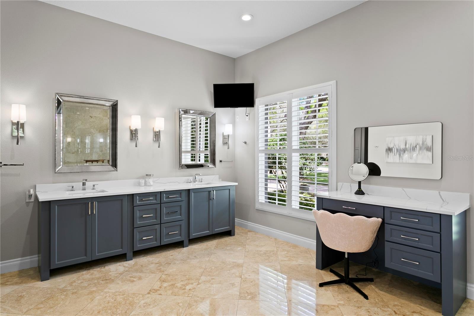 16204 SIERRA DE AVILA, TAMPA, FL, 33613