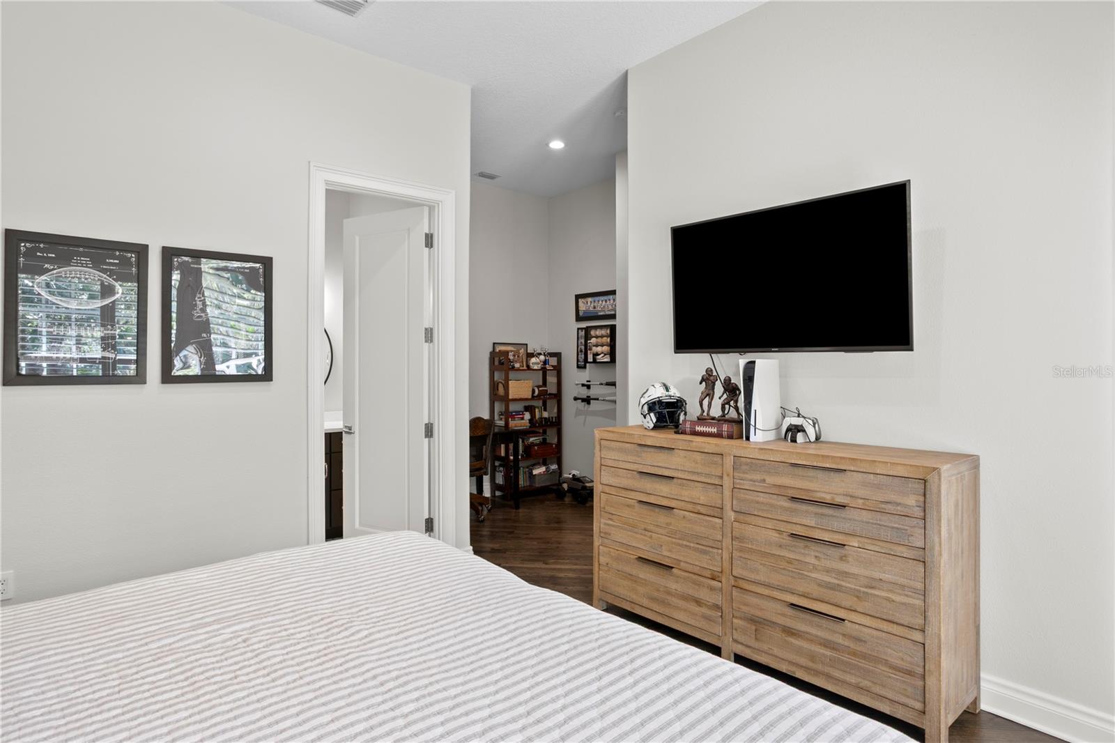 16204 SIERRA DE AVILA, TAMPA, FL, 33613