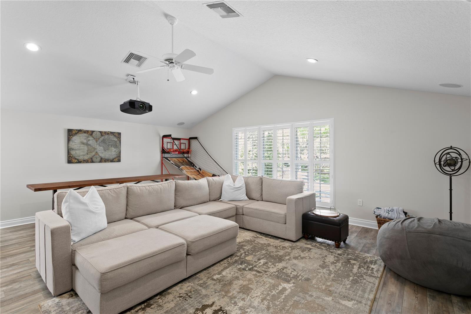 16204 SIERRA DE AVILA, TAMPA, FL, 33613