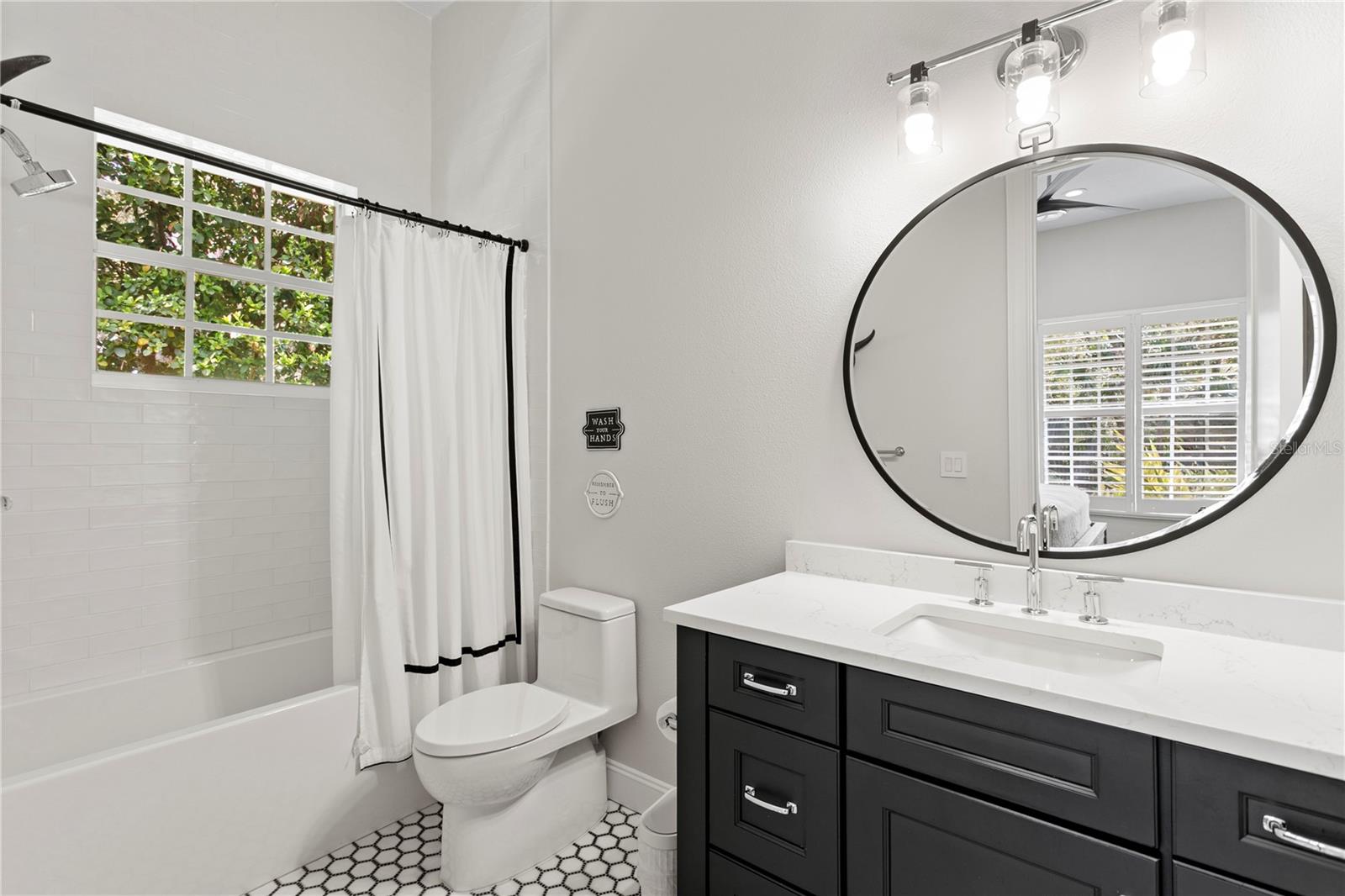 16204 SIERRA DE AVILA, TAMPA, FL, 33613