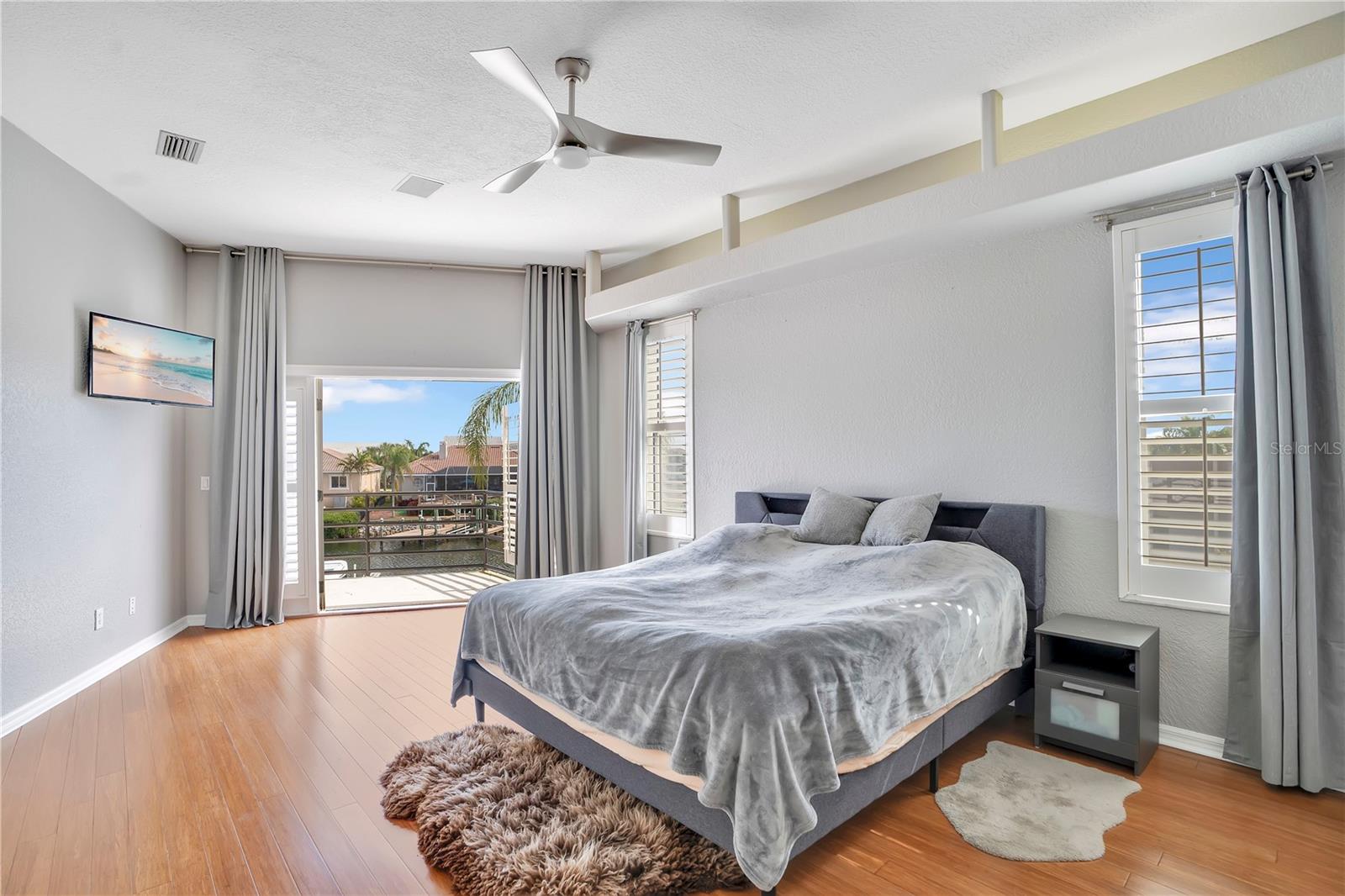 934 SYMPHONY ISLES BLVD, APOLLO BEACH, FL, 33572