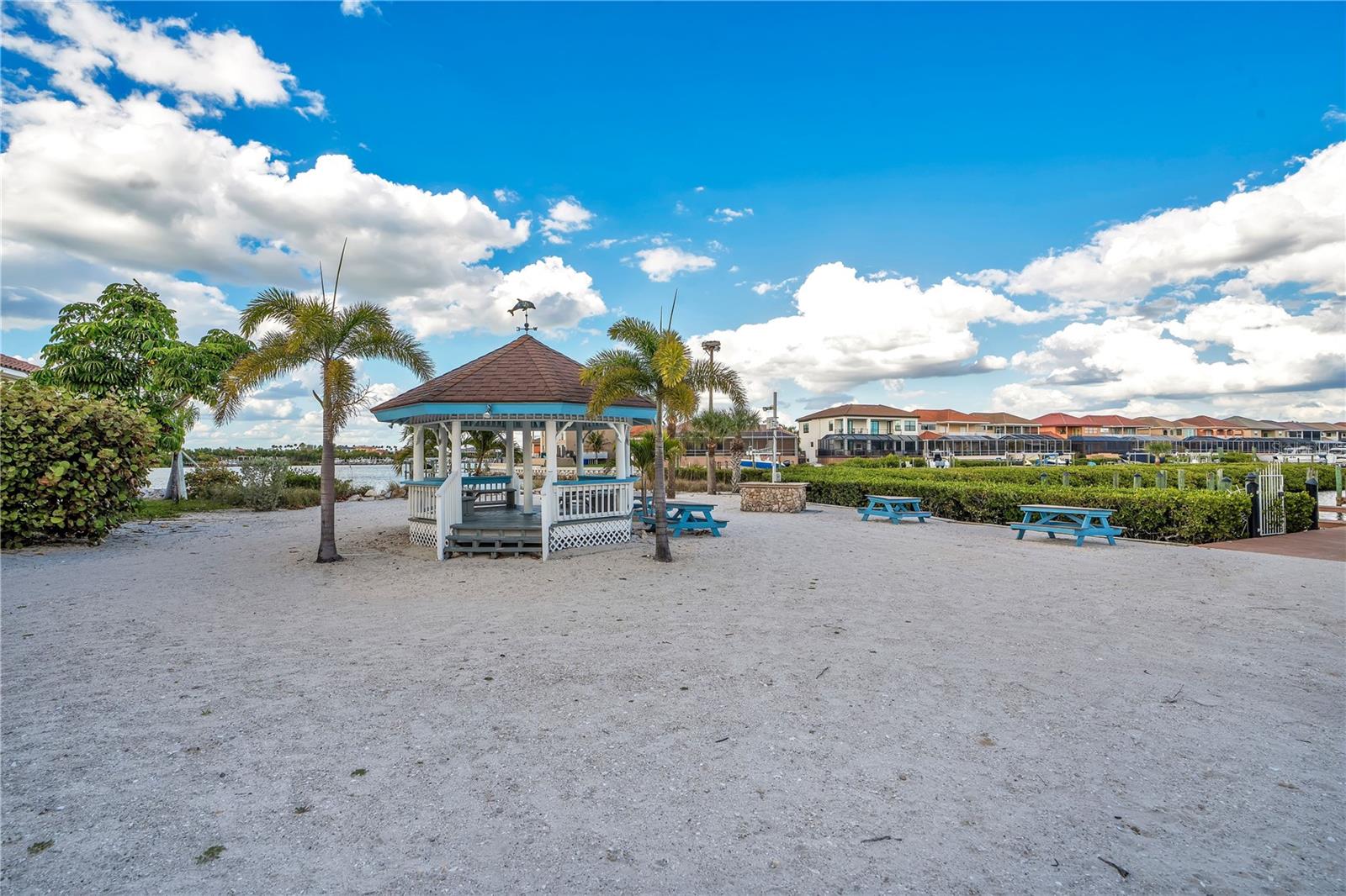 934 SYMPHONY ISLES BLVD, APOLLO BEACH, FL, 33572