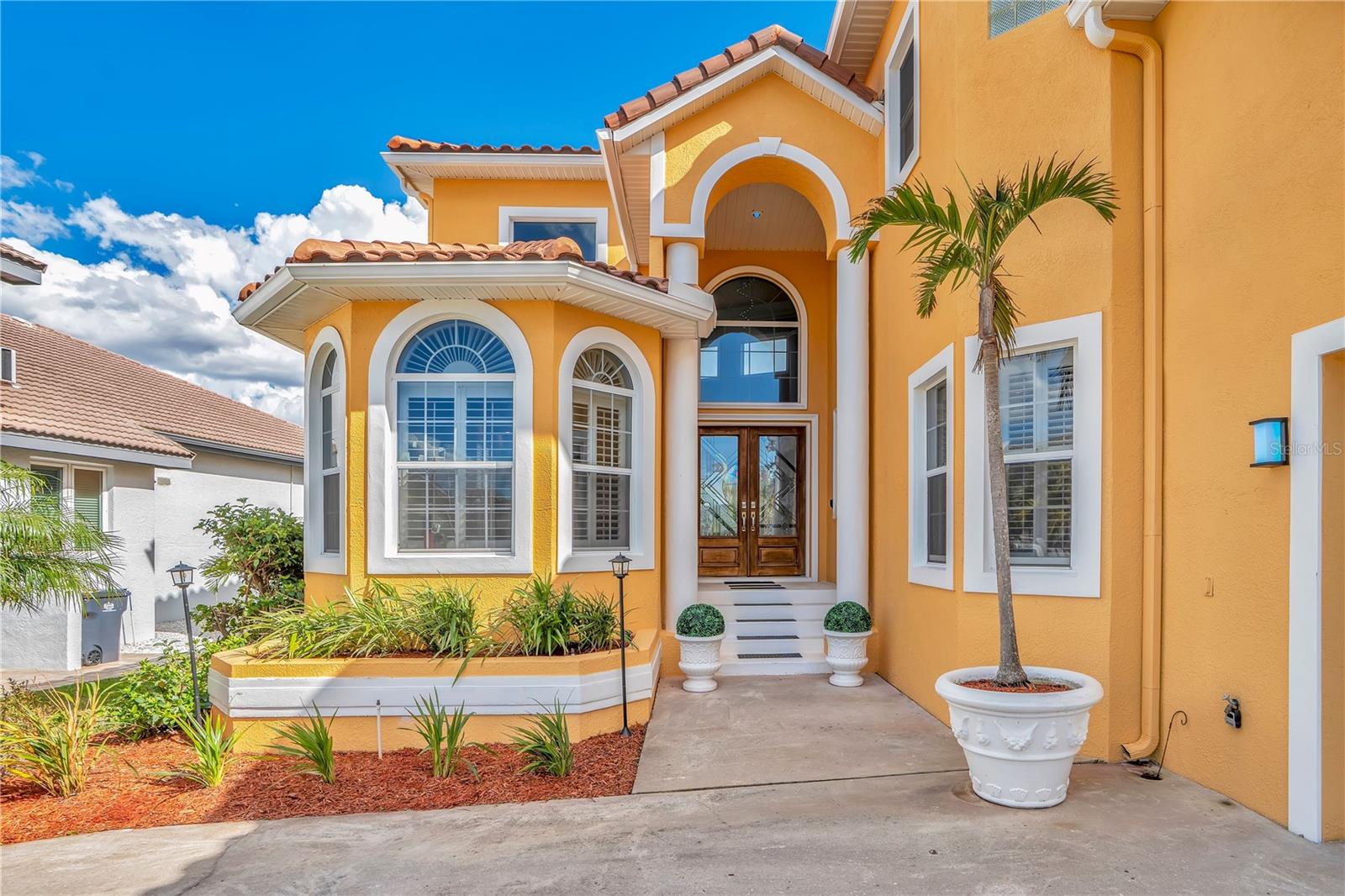 934 SYMPHONY ISLES BLVD, APOLLO BEACH, FL, 33572