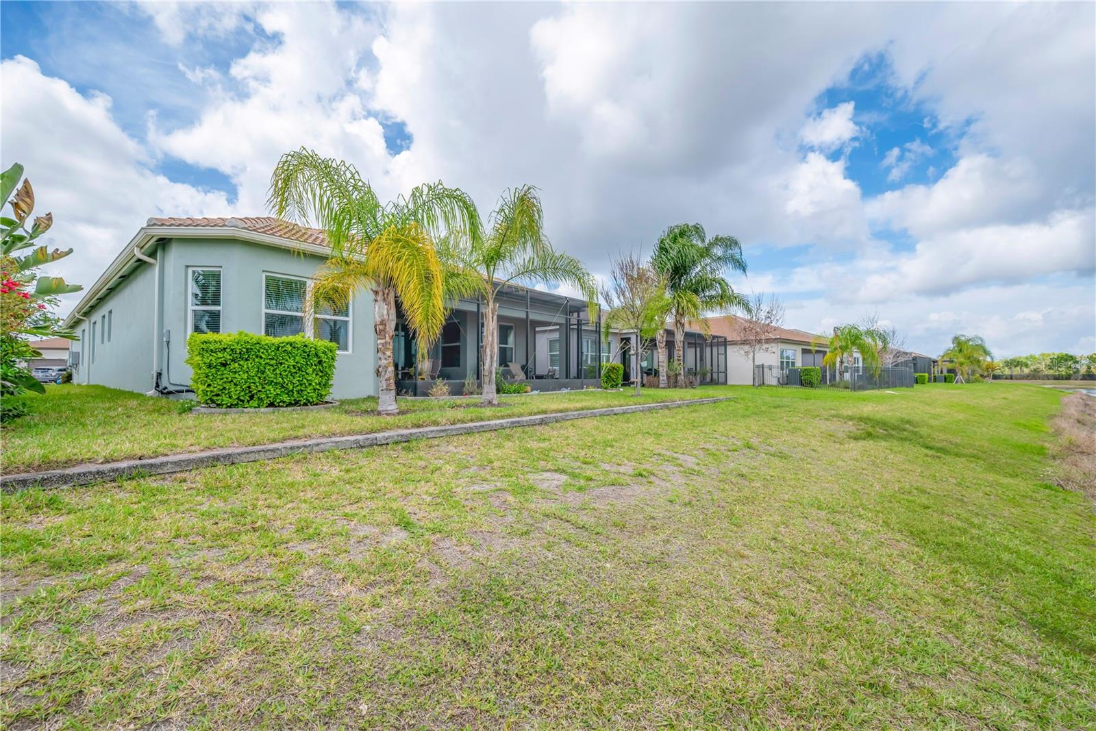 4916 SEVILLA SHORES DR, WIMAUMA, FL, 33598