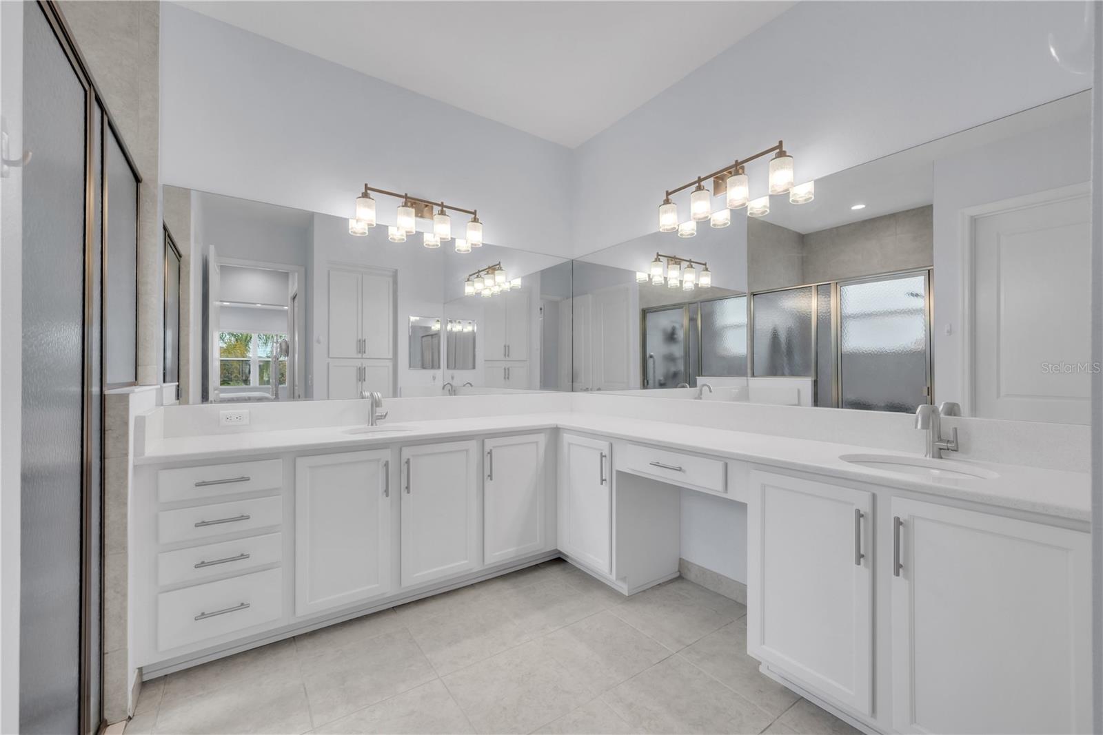 4916 SEVILLA SHORES DR, WIMAUMA, FL, 33598