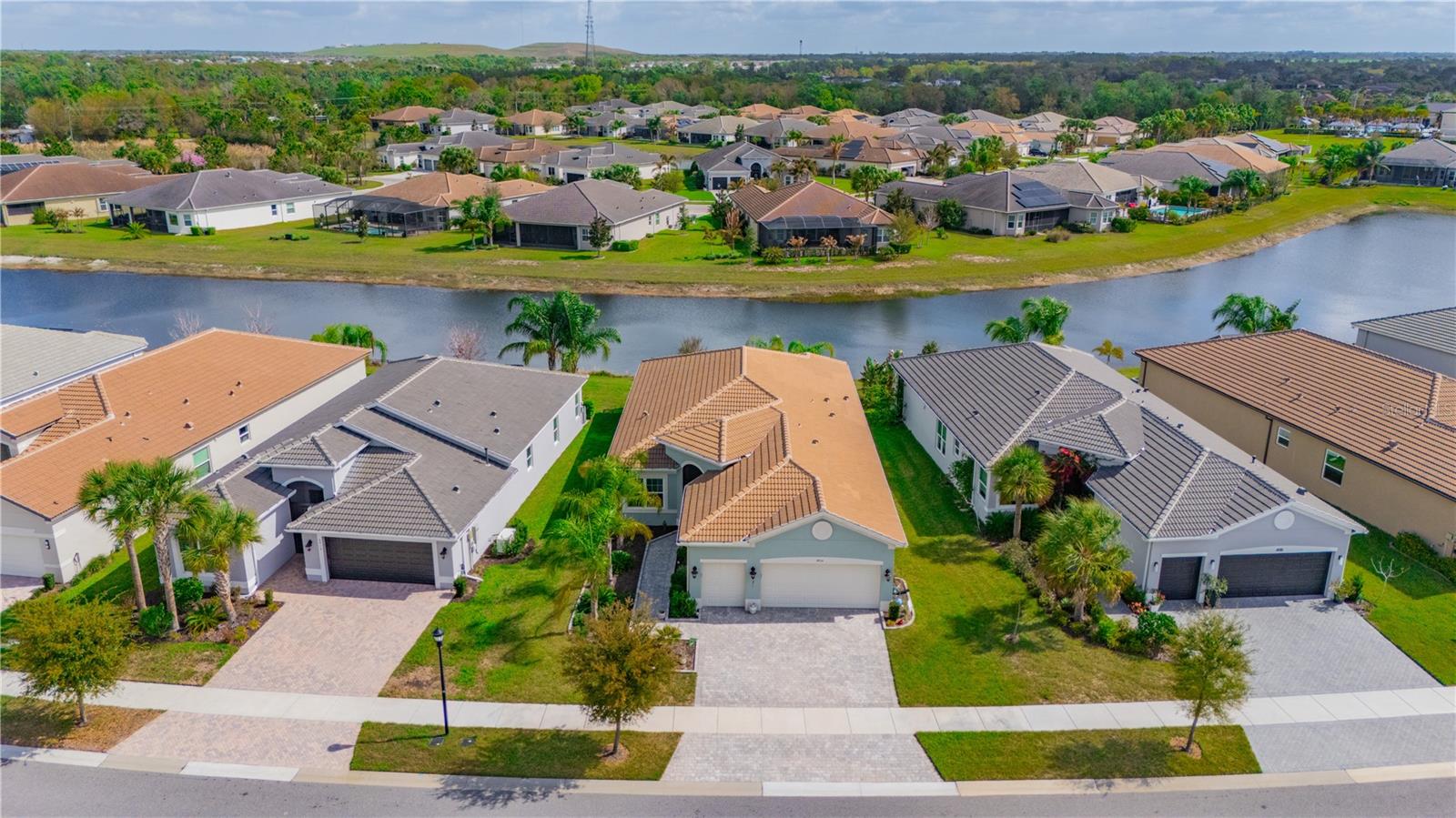 4916 SEVILLA SHORES DR, WIMAUMA, FL, 33598