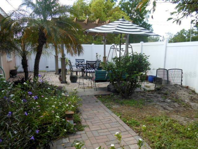 2925 W PARIS ST, TAMPA, FL, 33614