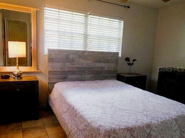 2925 W PARIS ST, TAMPA, FL, 33614