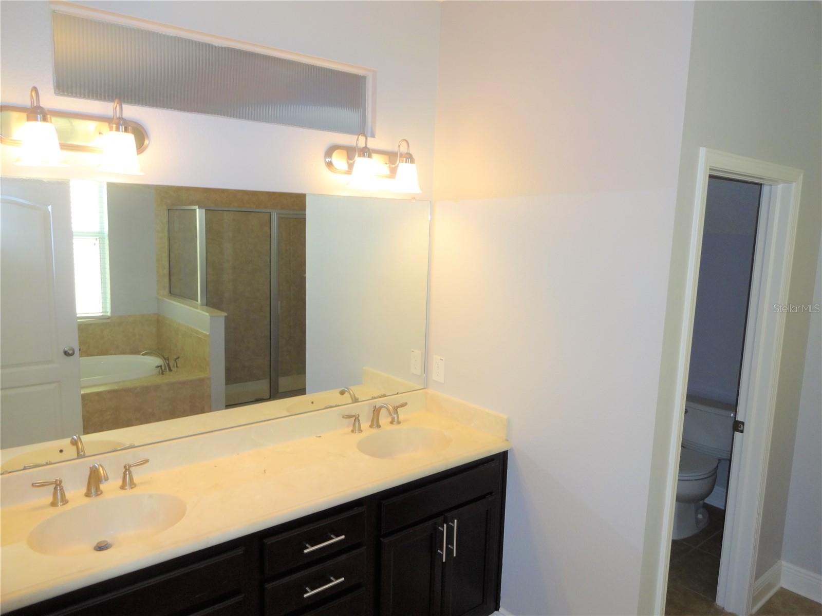 6922 FROG POCKET PL, TAMPA, FL, 33616