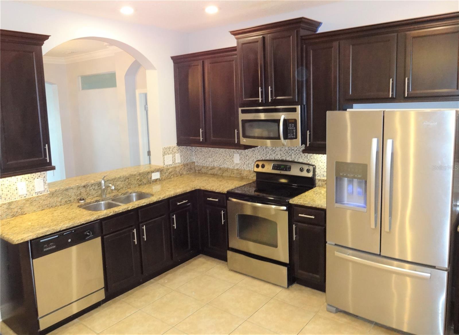 6922 FROG POCKET PL, TAMPA, FL, 33616