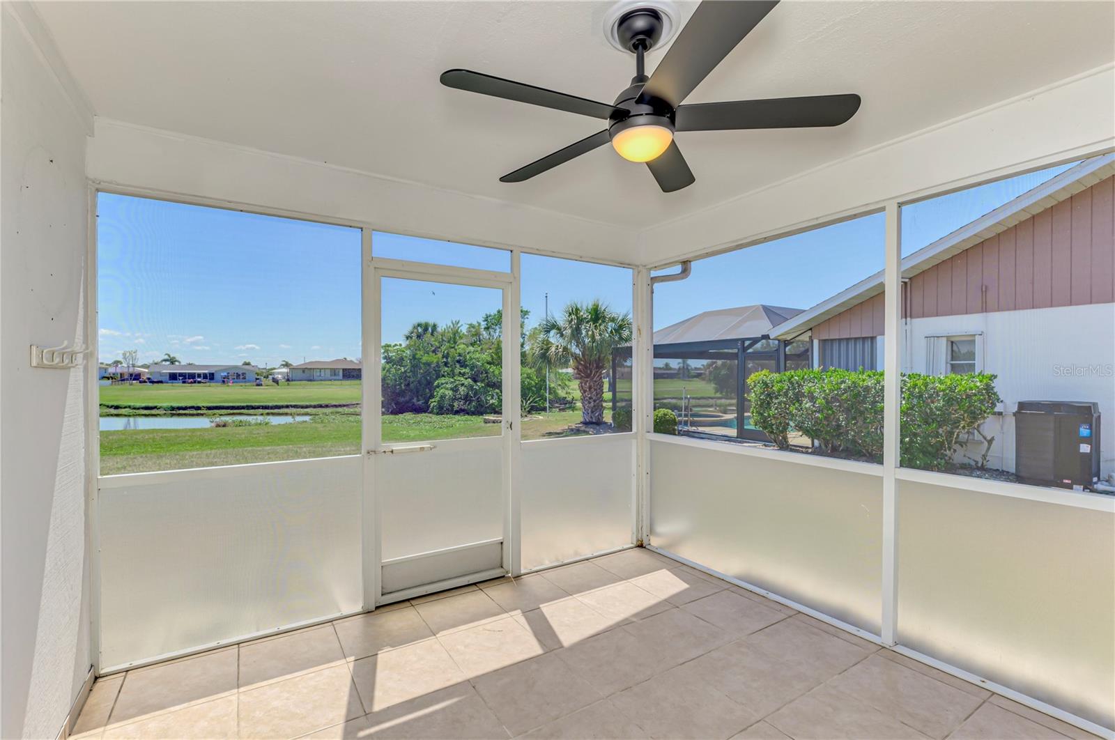 31 OAKLAND HILLS CT, ROTONDA WEST, FL, 33947