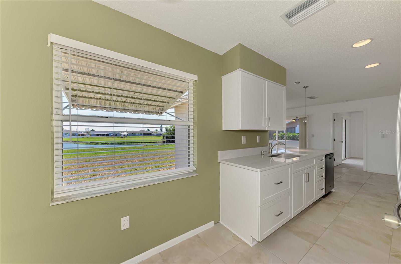 31 OAKLAND HILLS CT, ROTONDA WEST, FL, 33947