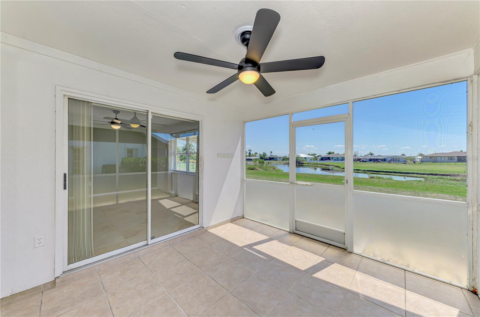 31 OAKLAND HILLS CT, ROTONDA WEST, FL, 33947