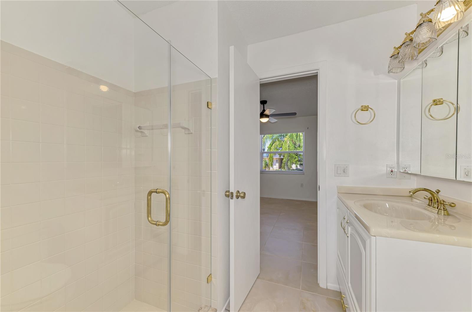 31 OAKLAND HILLS CT, ROTONDA WEST, FL, 33947