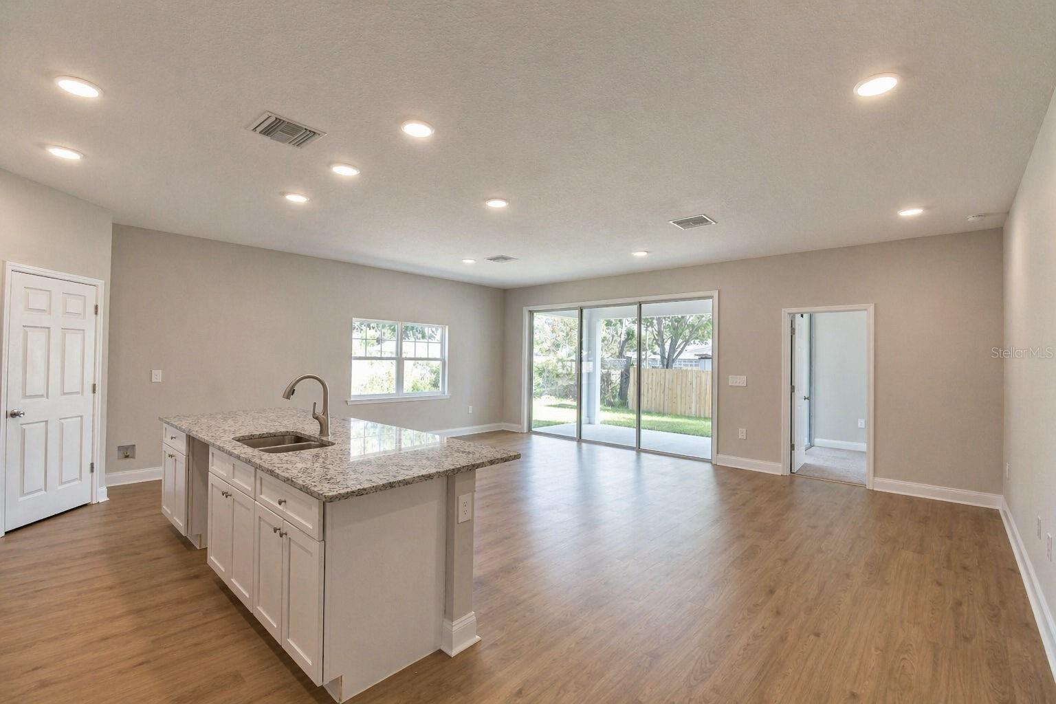140 1ST ST, WINTER HAVEN, FL, 33880
