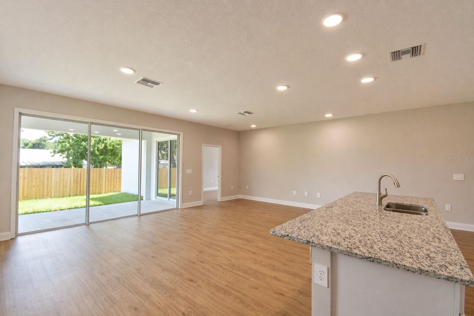 140 1ST ST, WINTER HAVEN, FL, 33880