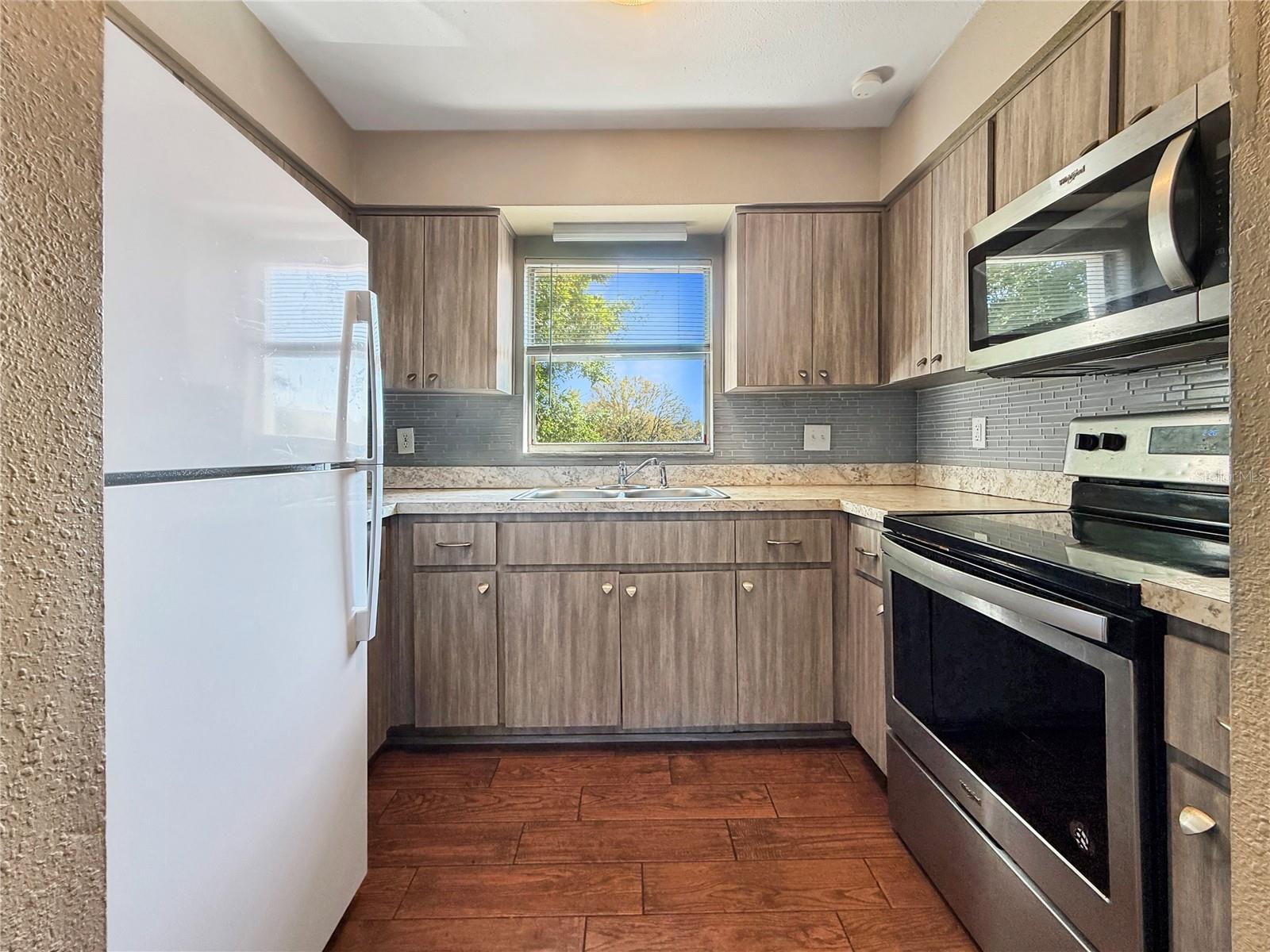 7210 N MANHATTAN AVE #2524, TAMPA, FL, 33614