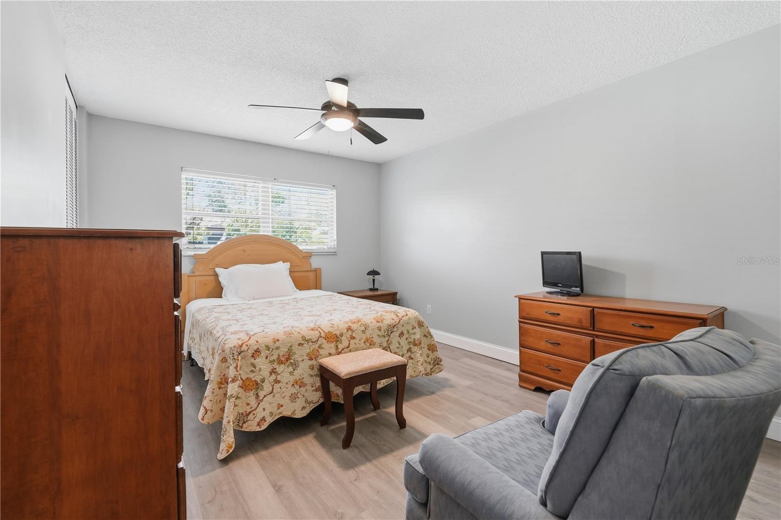 2750 E BAY DR #14E, LARGO, FL, 33771
