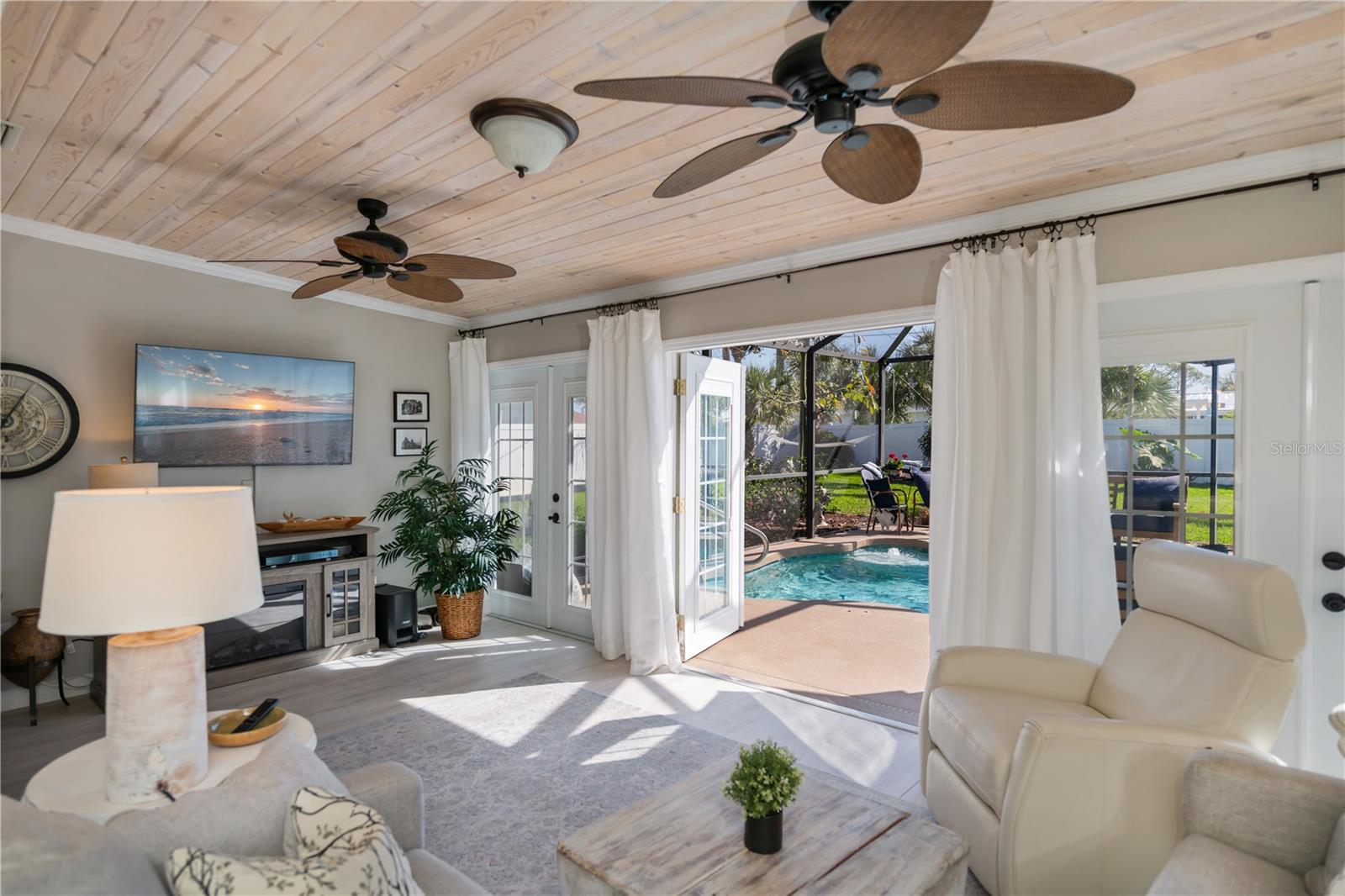 809 NOKOMIS AVE S, VENICE, FL, 34285