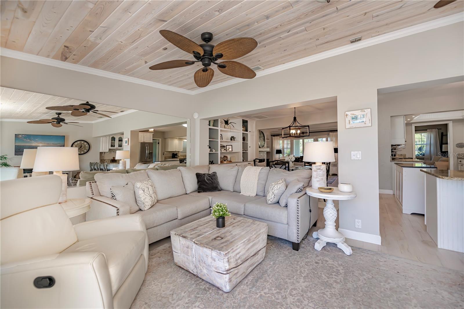809 NOKOMIS AVE S, VENICE, FL, 34285