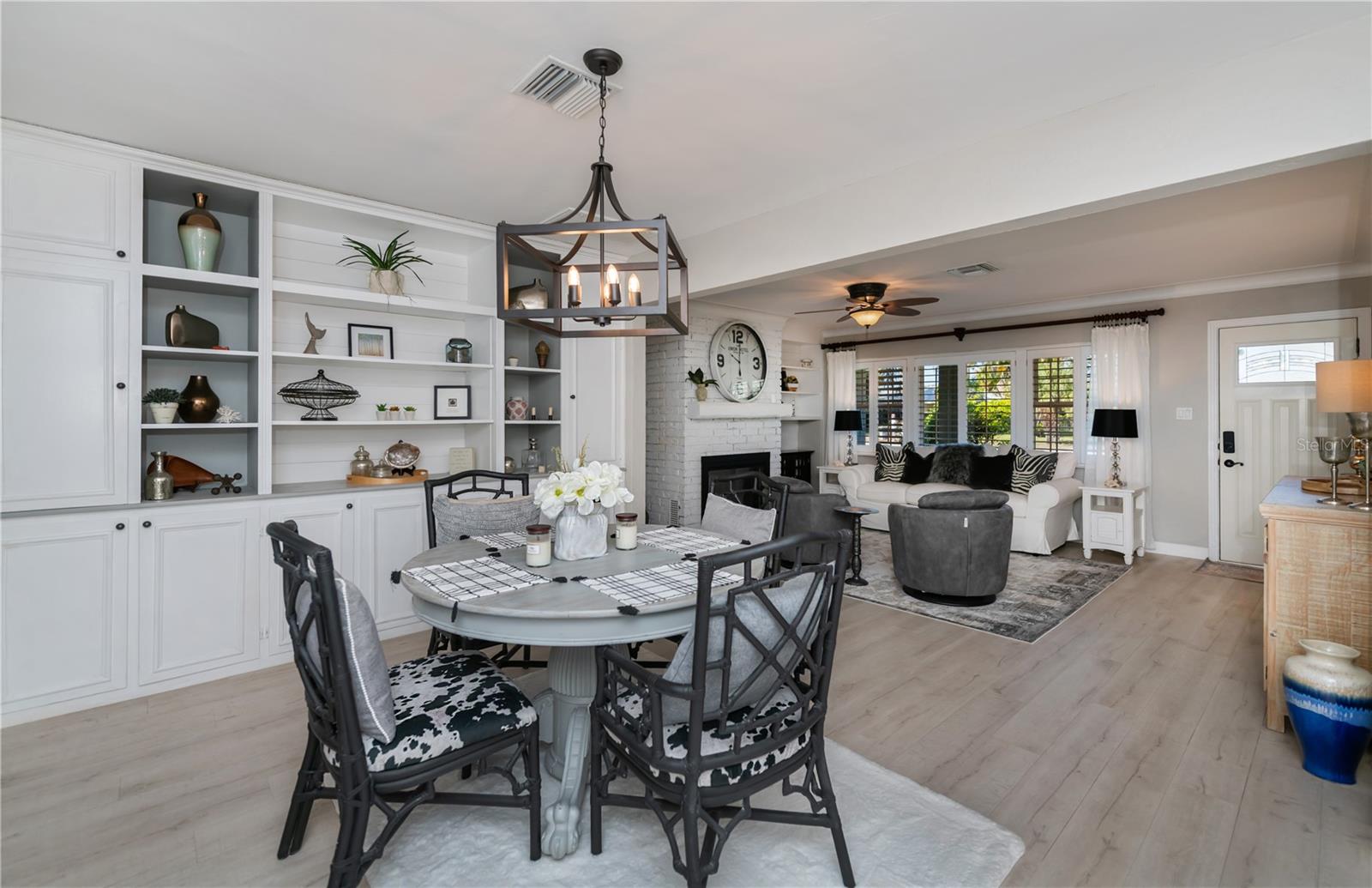 809 NOKOMIS AVE S, VENICE, FL, 34285