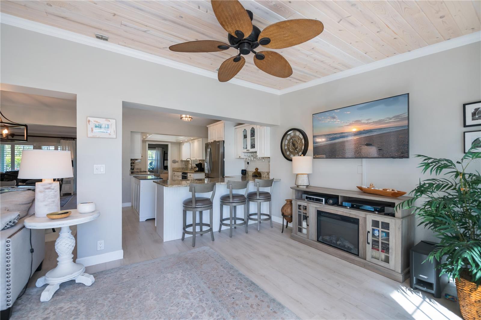 809 NOKOMIS AVE S, VENICE, FL, 34285