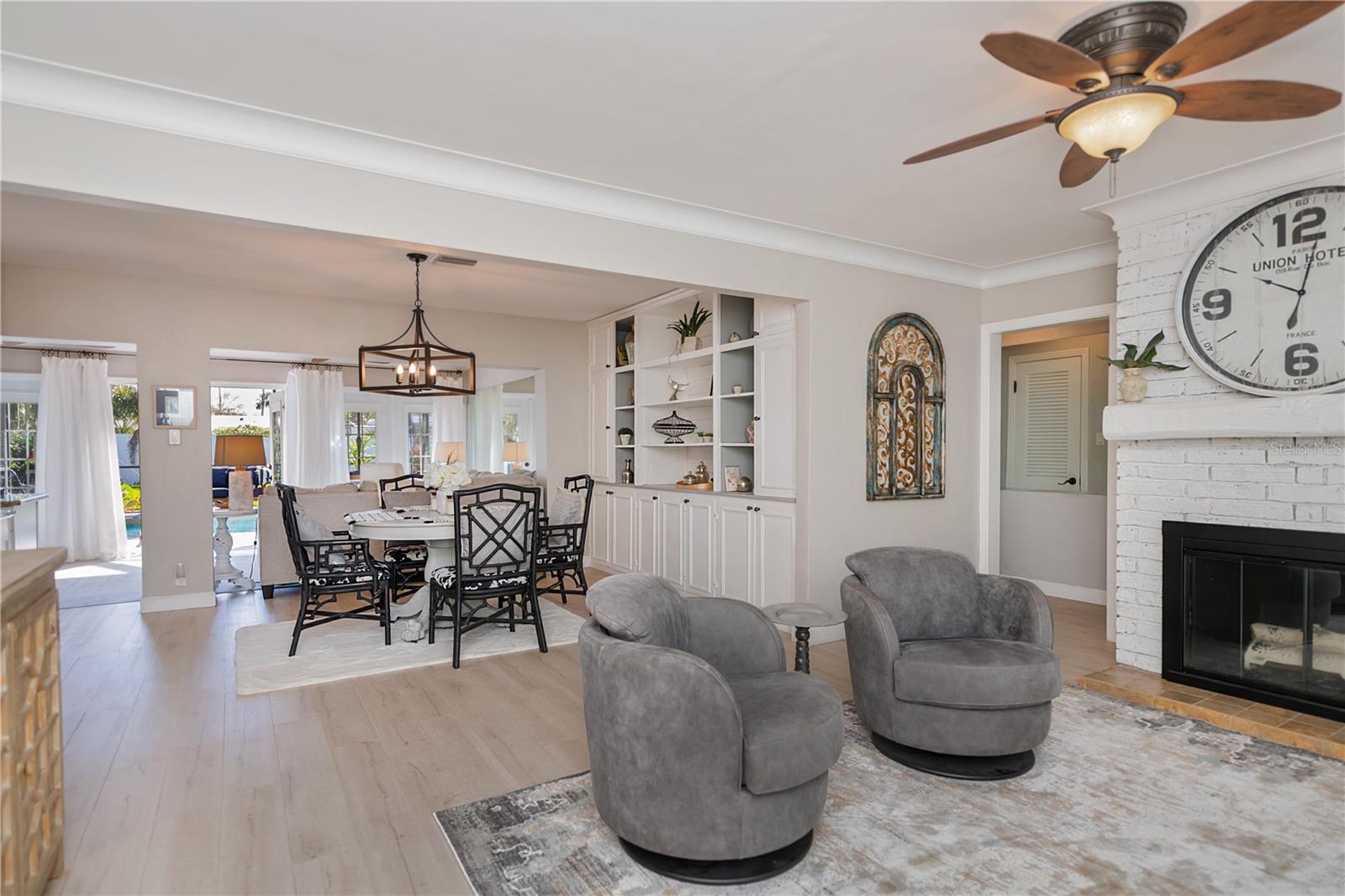 809 NOKOMIS AVE S, VENICE, FL, 34285