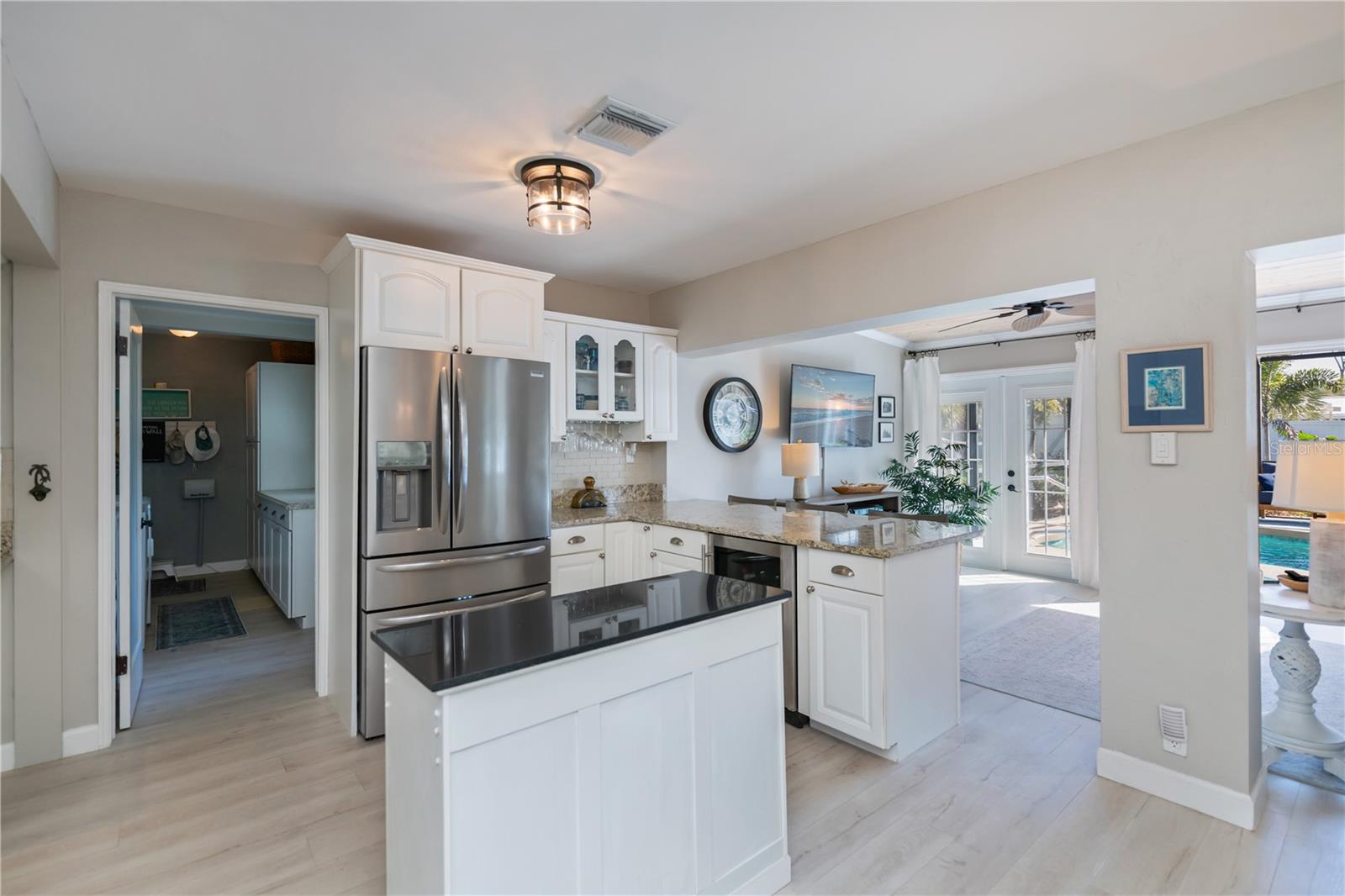 809 NOKOMIS AVE S, VENICE, FL, 34285