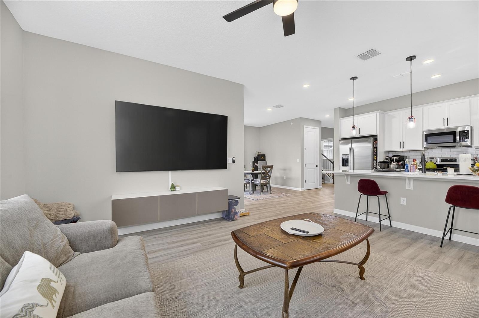 6255 GOLDEN BEACH DR, APOLLO BEACH, FL, 33572