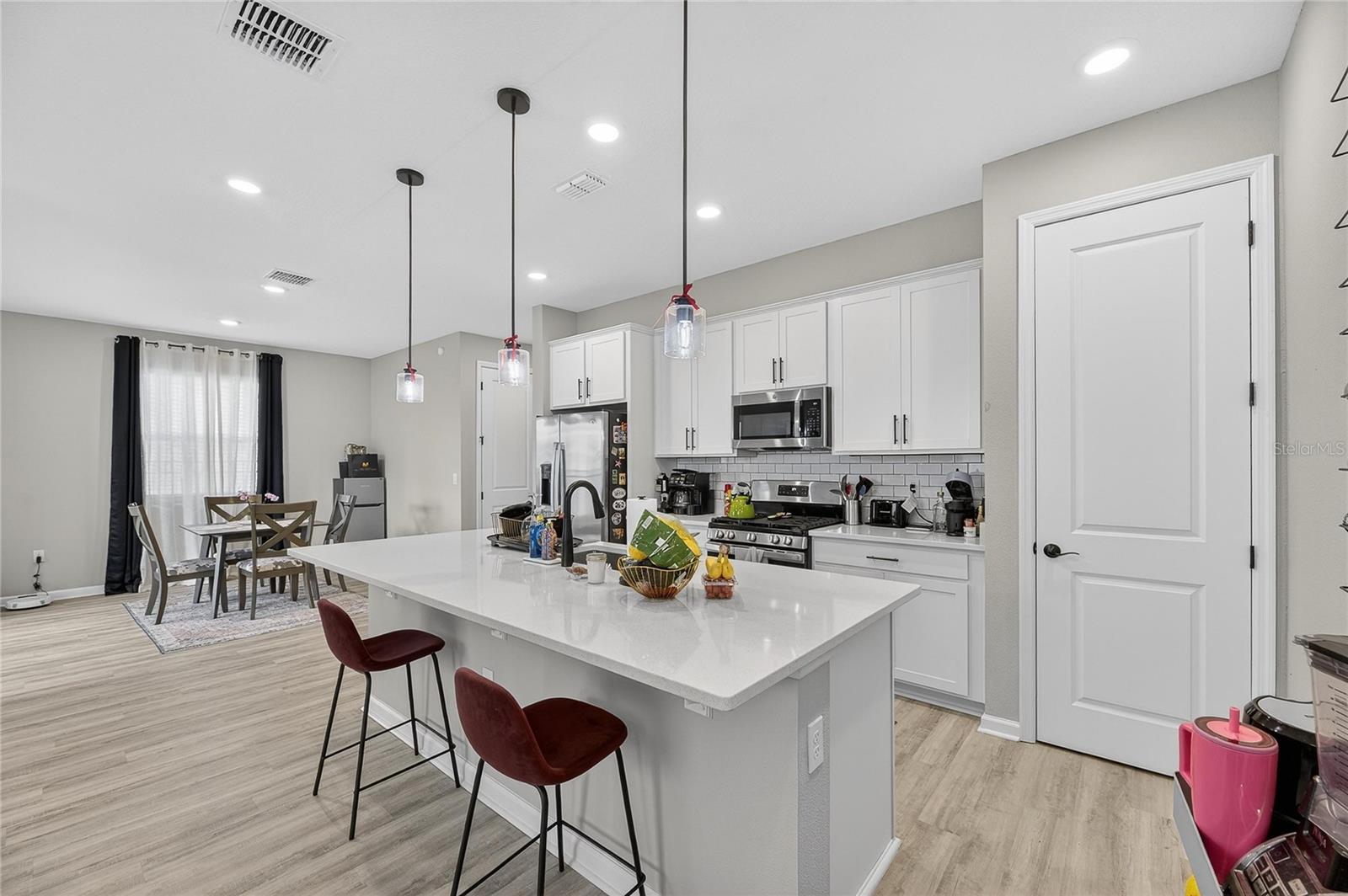 6255 GOLDEN BEACH DR, APOLLO BEACH, FL, 33572