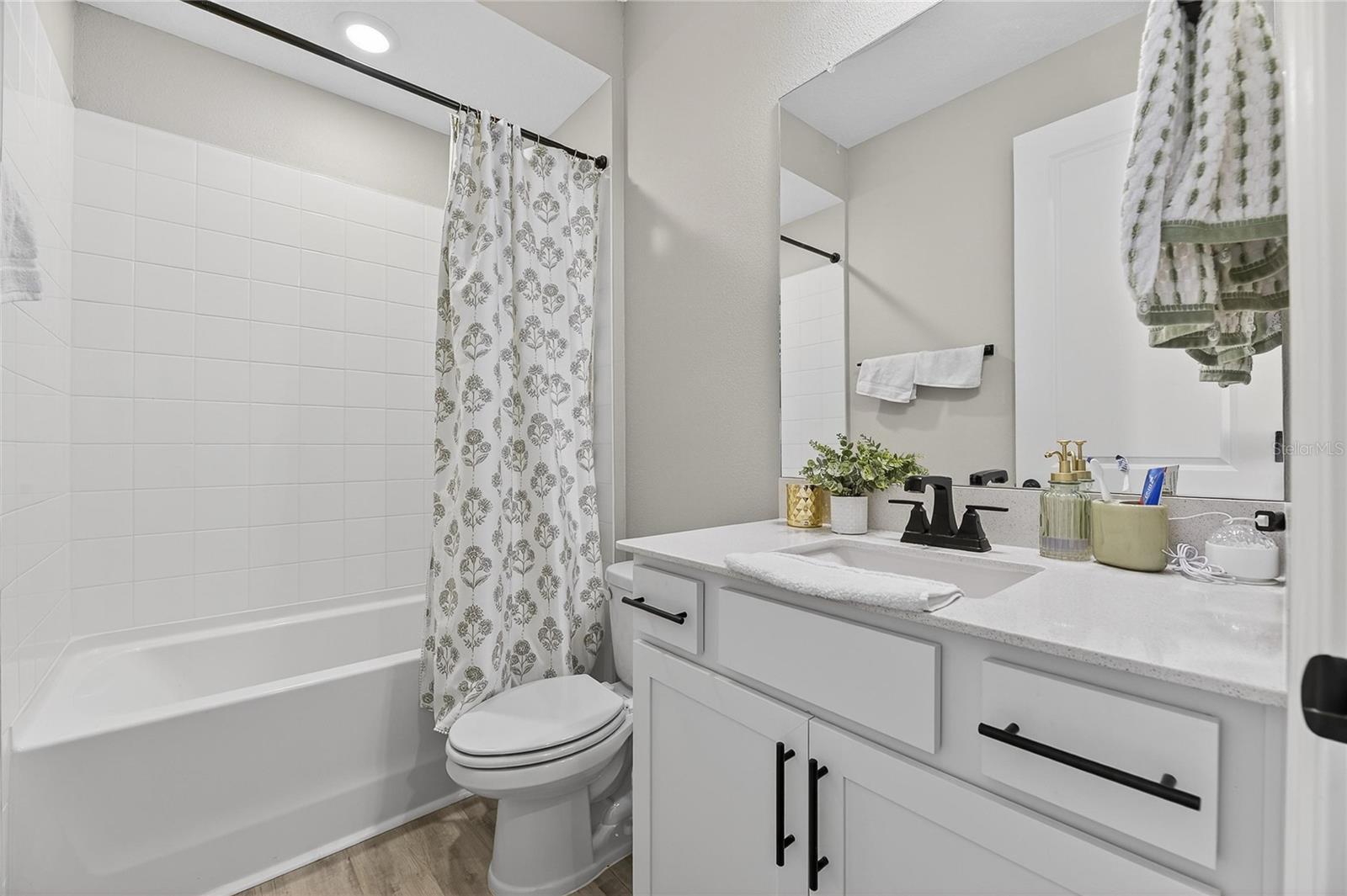 6255 GOLDEN BEACH DR, APOLLO BEACH, FL, 33572
