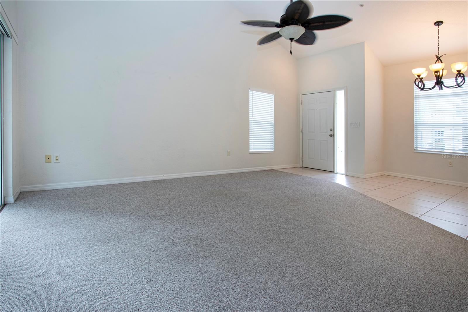 7043 STRAND CIR #102, BRADENTON, FL, 34203