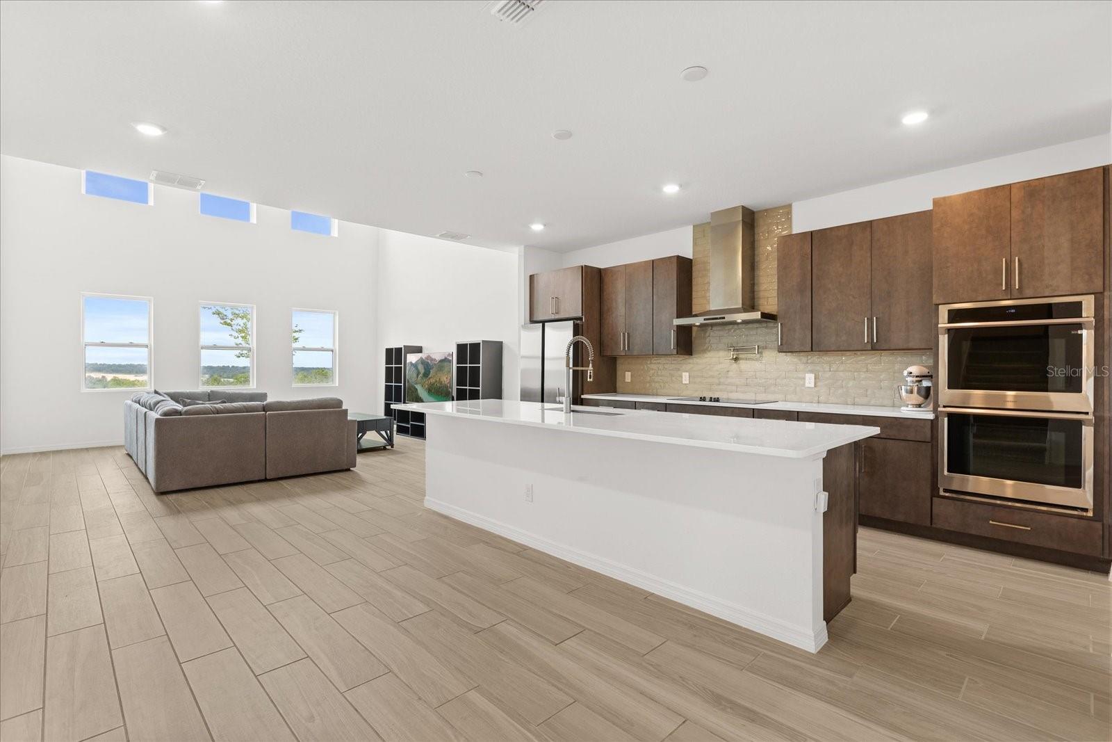 2302 GOLD DUST DR, CLERMONT, FL, 34715