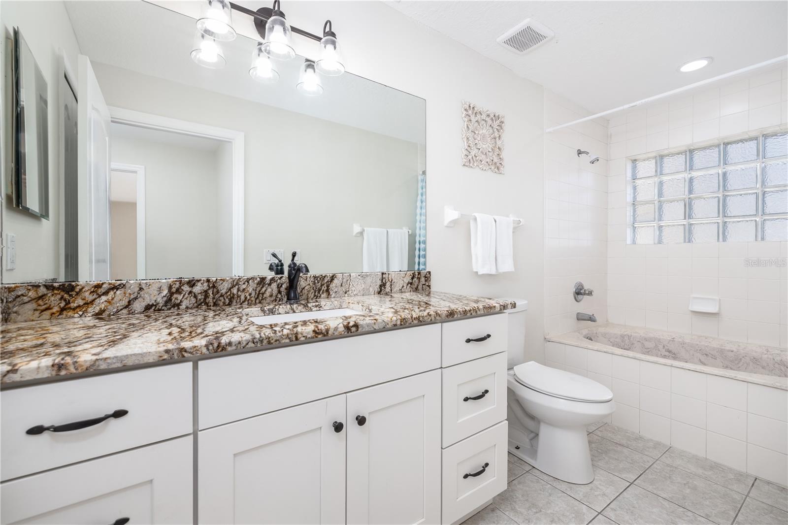 3076 OCEAN SHORE BLVD, ORMOND BEACH, FL, 32176