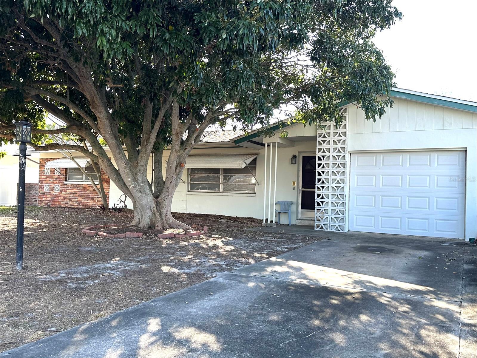 RIDGEWOOD GROVES, SEMINOLE, FL, 33772