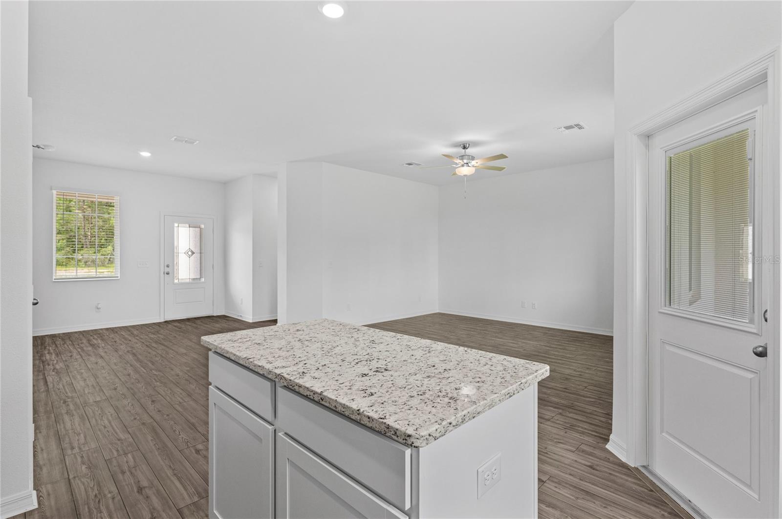 563 BAY LEAF DR, POINCIANA, FL, 34759